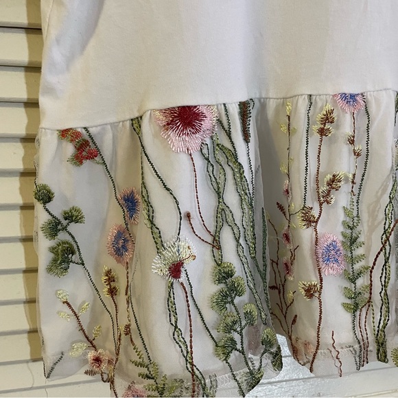 Design Lab by Lord & Taylor | White Floral Peplum Top Size: L - Picture 4 of 5